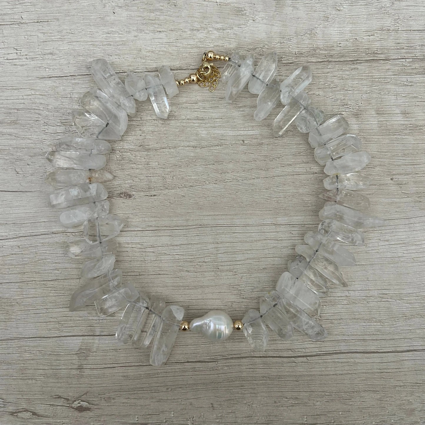 Collar Alba Kaipur
