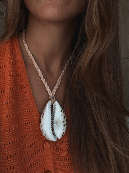 Big Shell trenzado beige