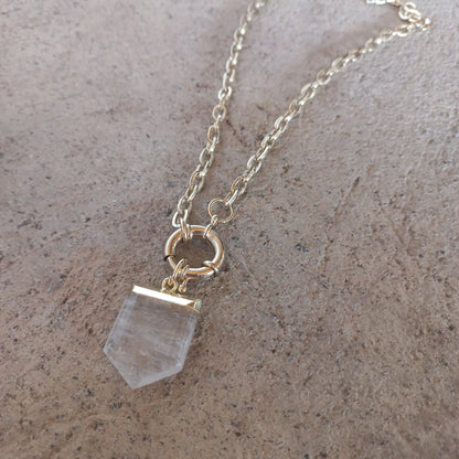 Collar Flecha Cuarzo Lock