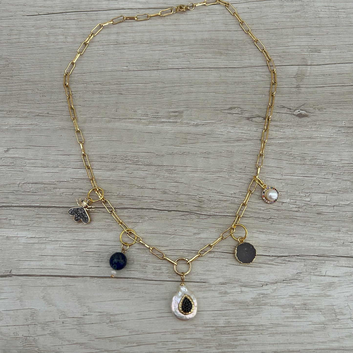 Collar multi colgantes