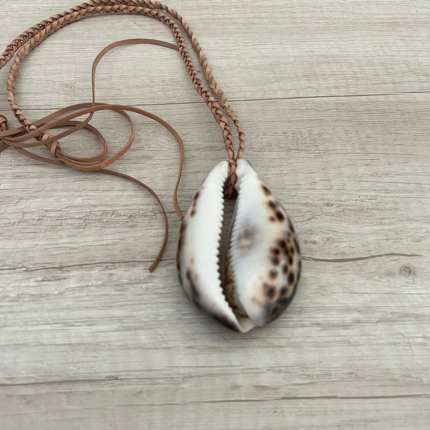 Big Shell trenzado beige