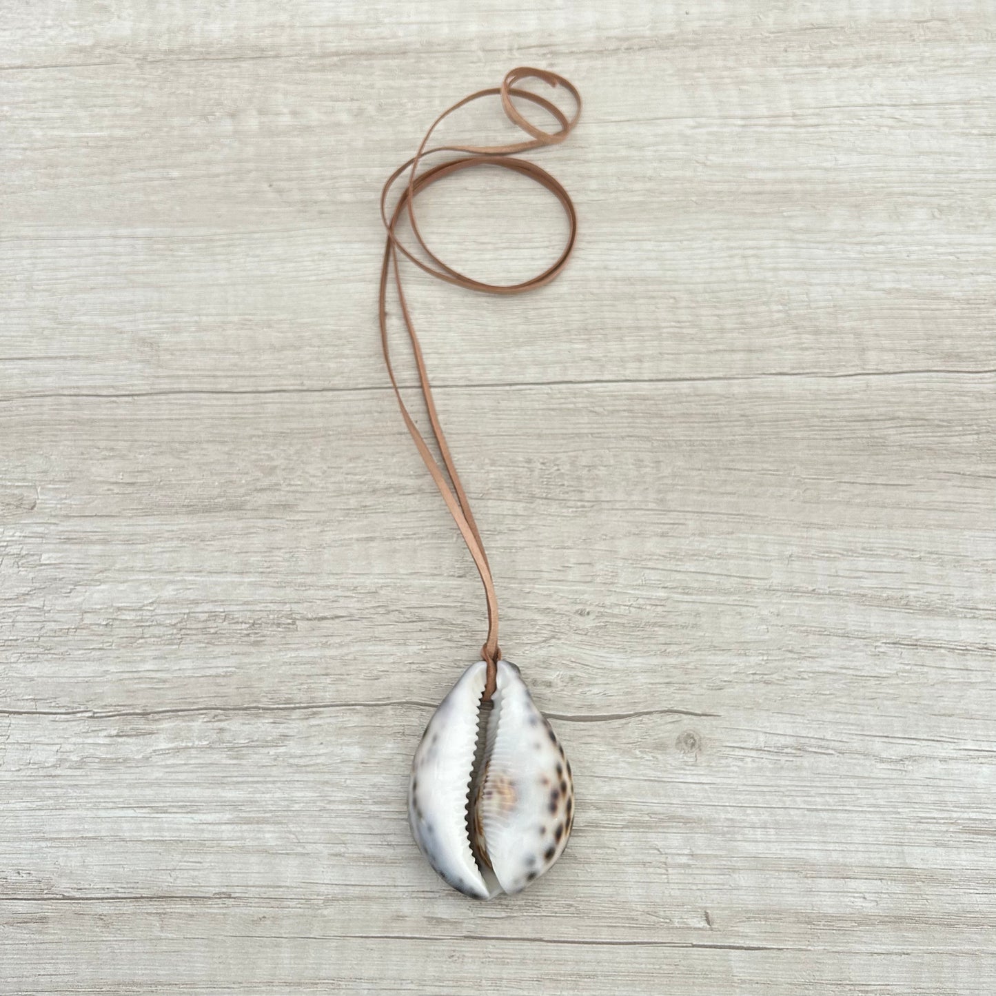 Big Shell cuero beige