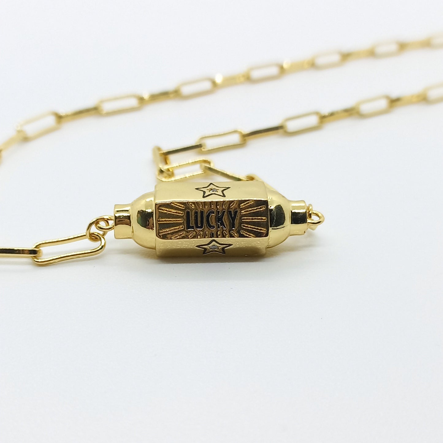 colgante bañado oro